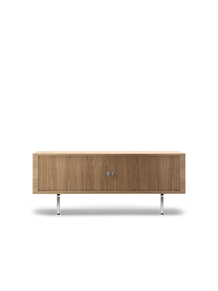 The CH825 Credenza